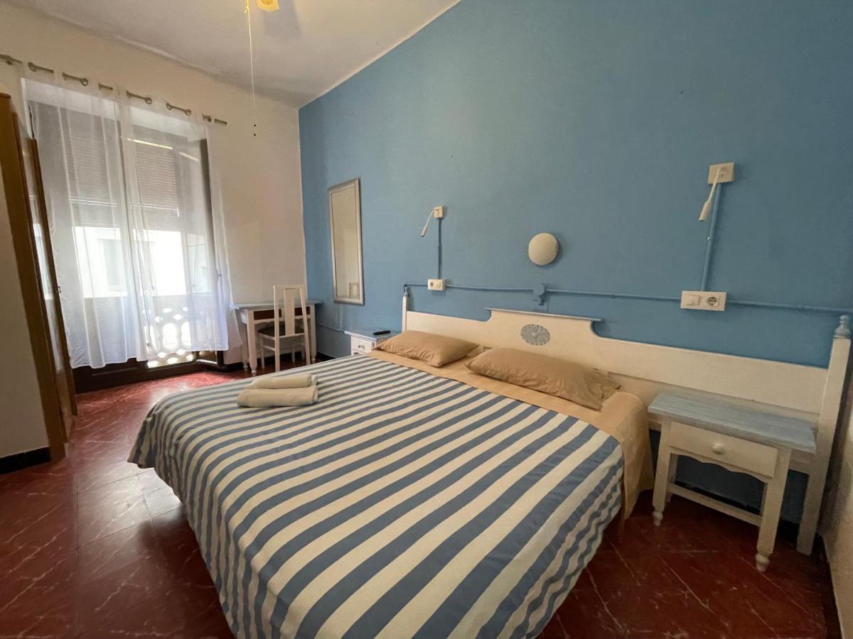P&R Hostals Can Tort Tossa de Mar Luaran gambar